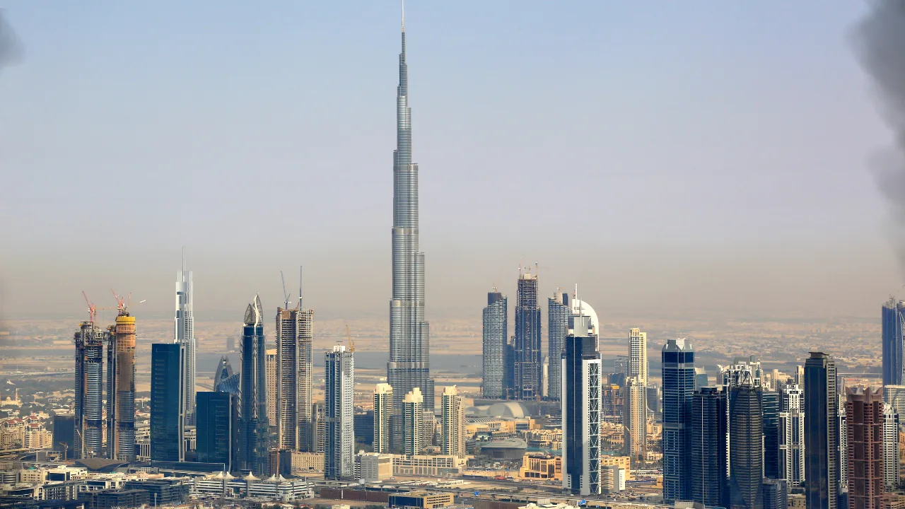 Why-Invest-in-Airbnb-Properties-in-the-UAE.