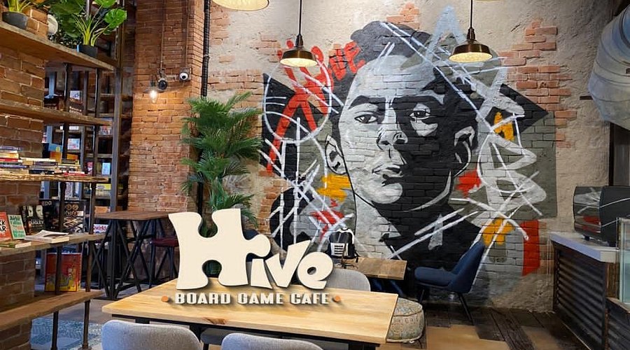 Hive Board Game Cafe