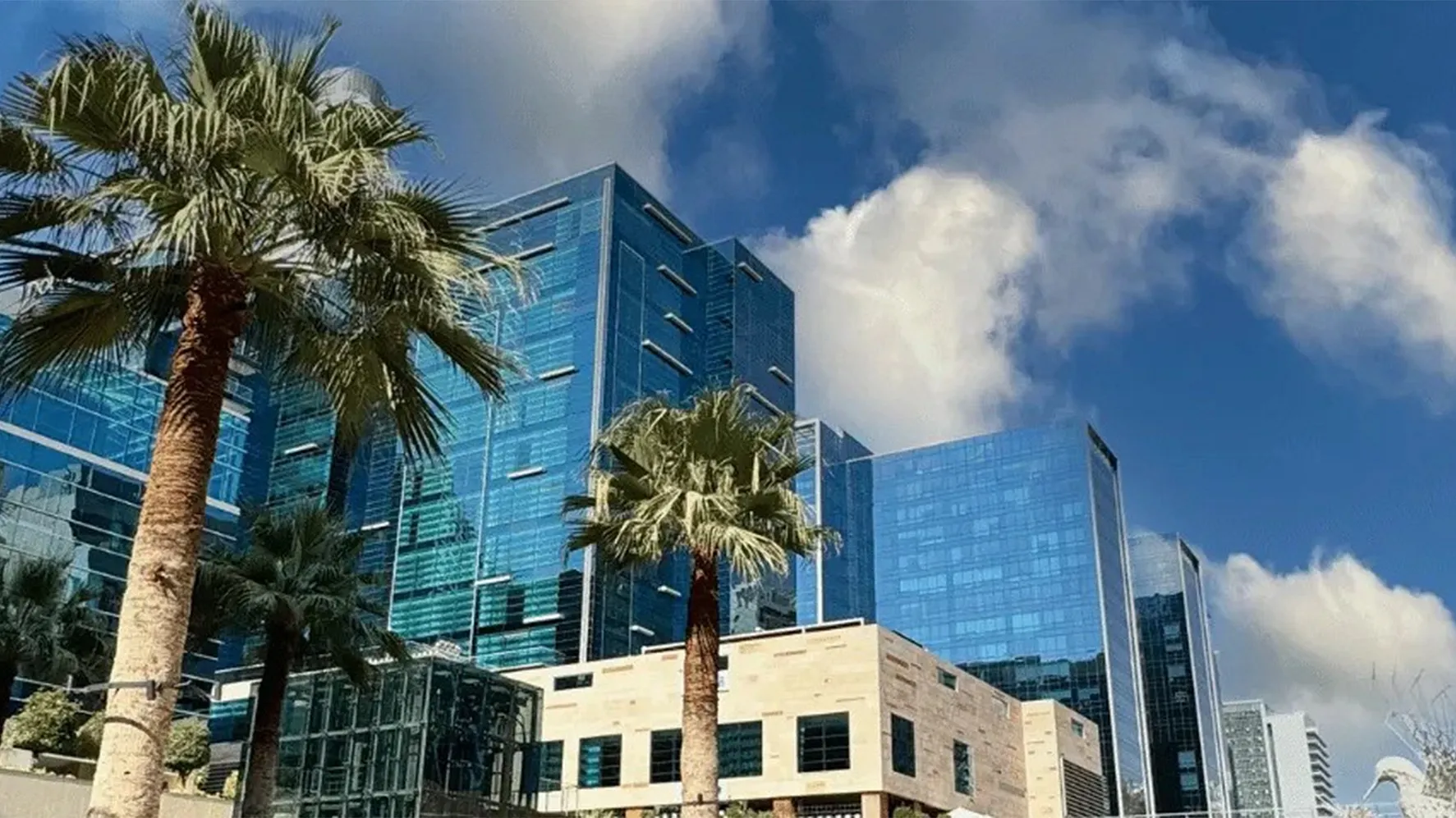 Location & Connectivity in Bay Square